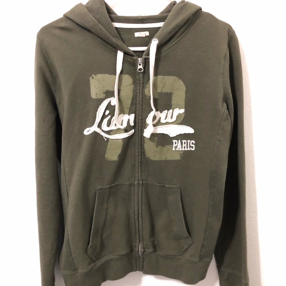 Zip up sweater